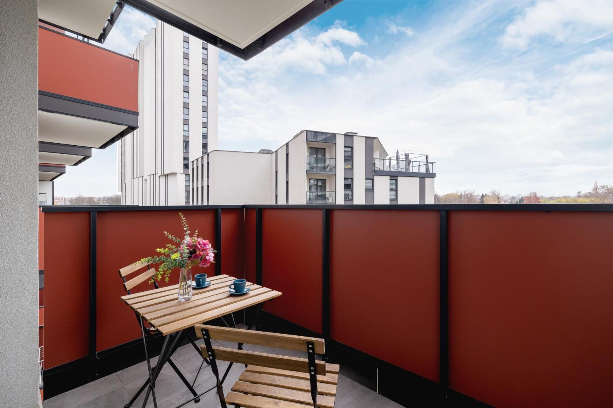 Apartment Cozy Laszkiewicza With Parking By Renters Krakau