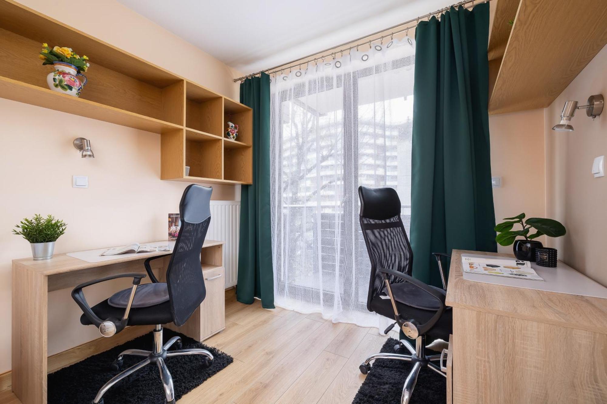 Apartment Grzegorzecka Family With Balcony & Parking Cracow By Renters *
