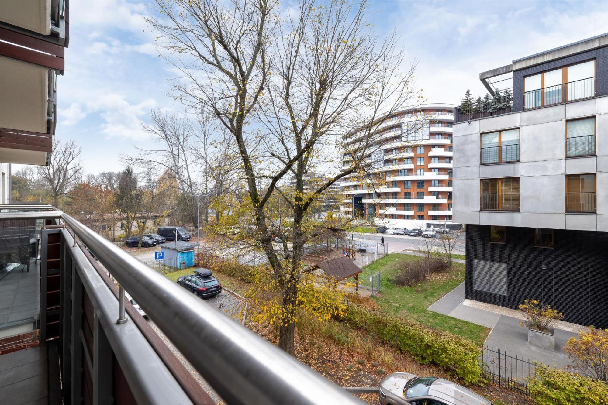 Grzegorzecka Family With Balcony & Parking Cracow By Renters * Krakow