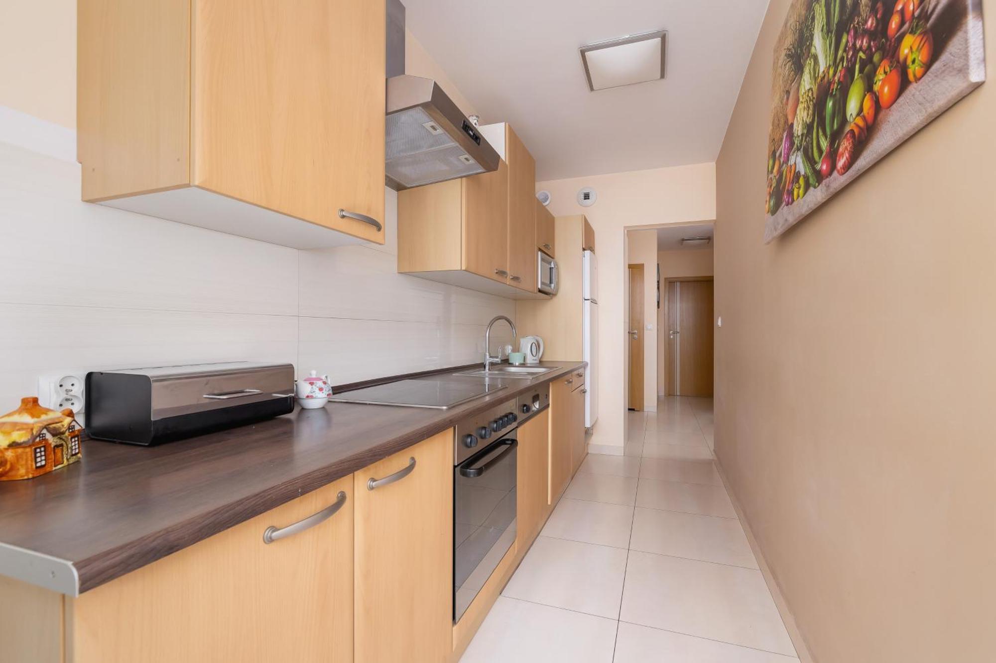 Apartment Grzegorzecka Family With Balcony & Parking Cracow By Renters