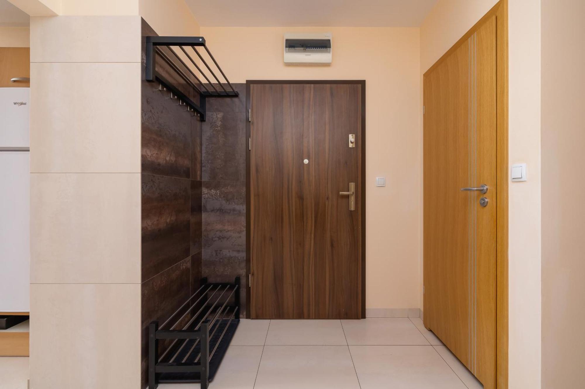 Grzegorzecka Family With Balcony & Parking Cracow By Renters Krakow