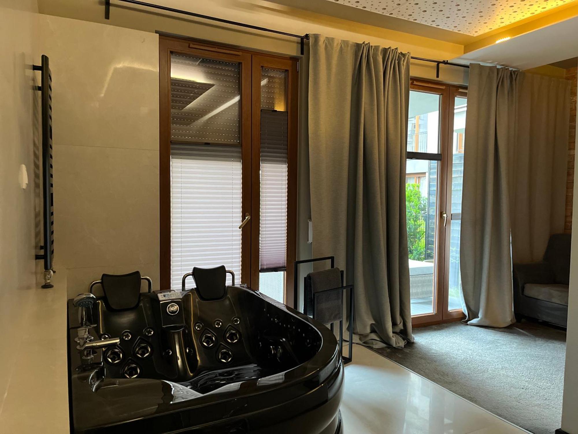 Jacuzzi Rakowicka Apartment *