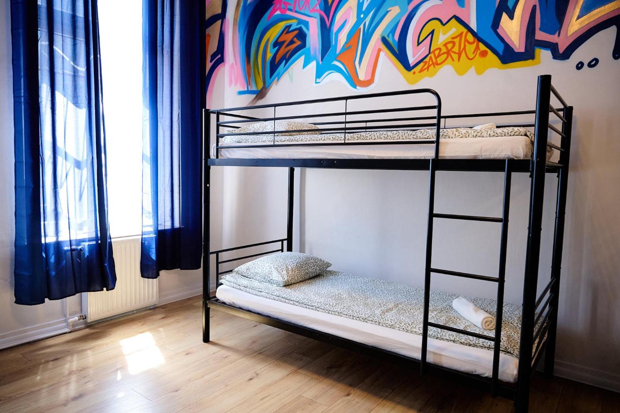 Graffiti Hostel