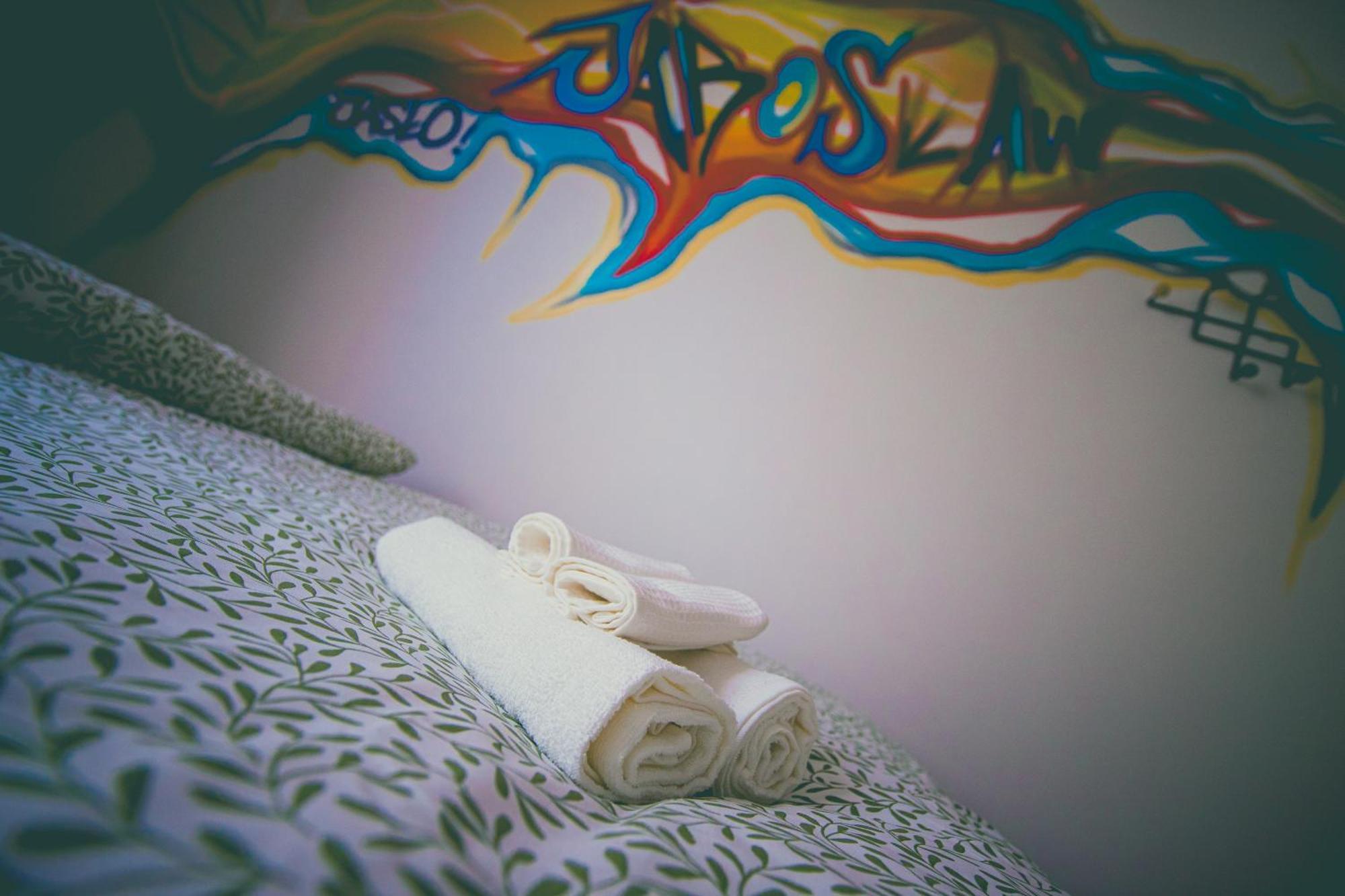 Graffiti *