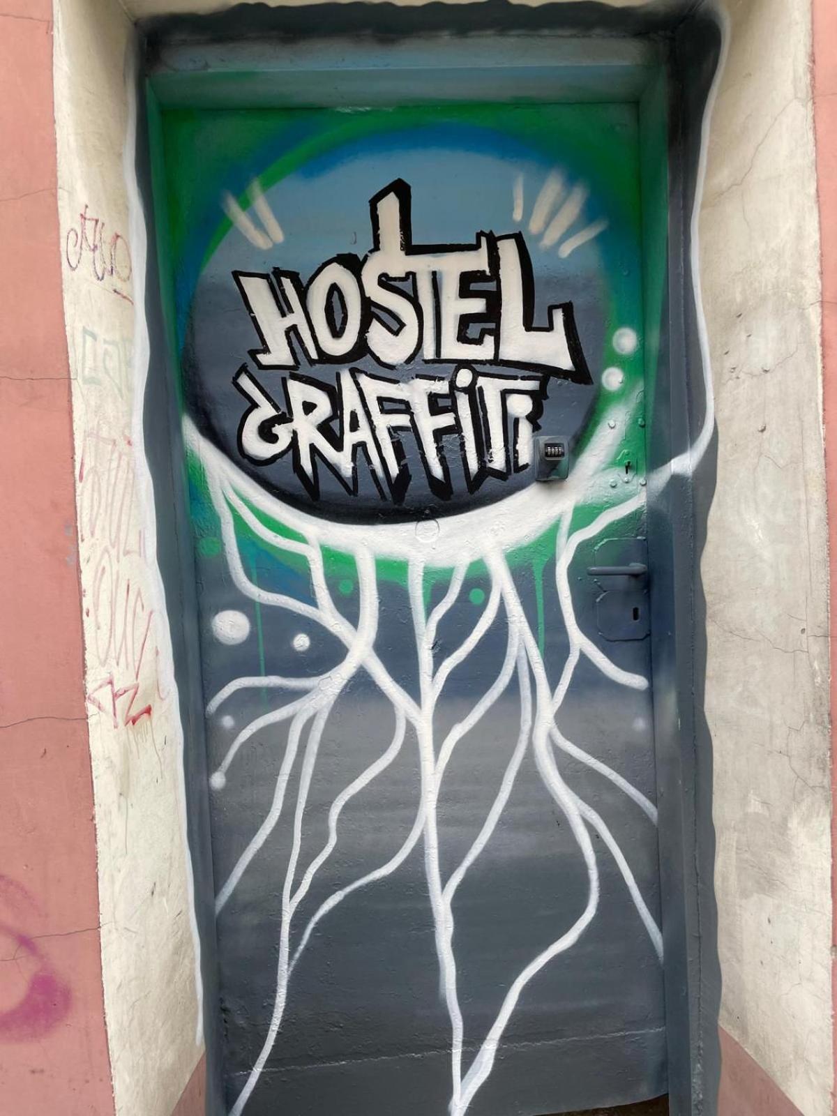 Graffiti Hostel