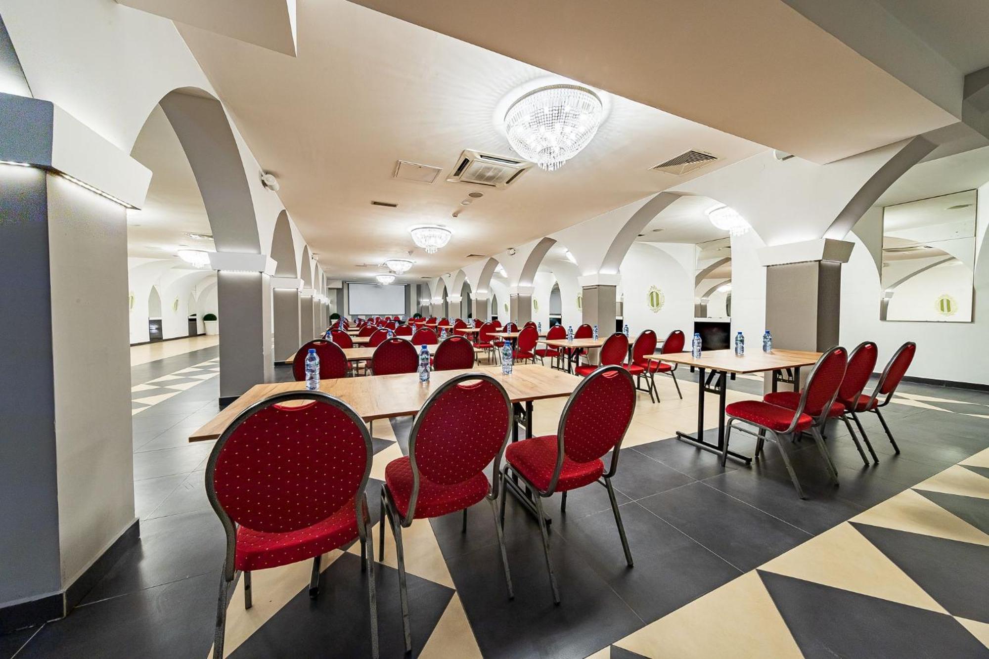 Fero Express Klimatyzowane Ac 3*