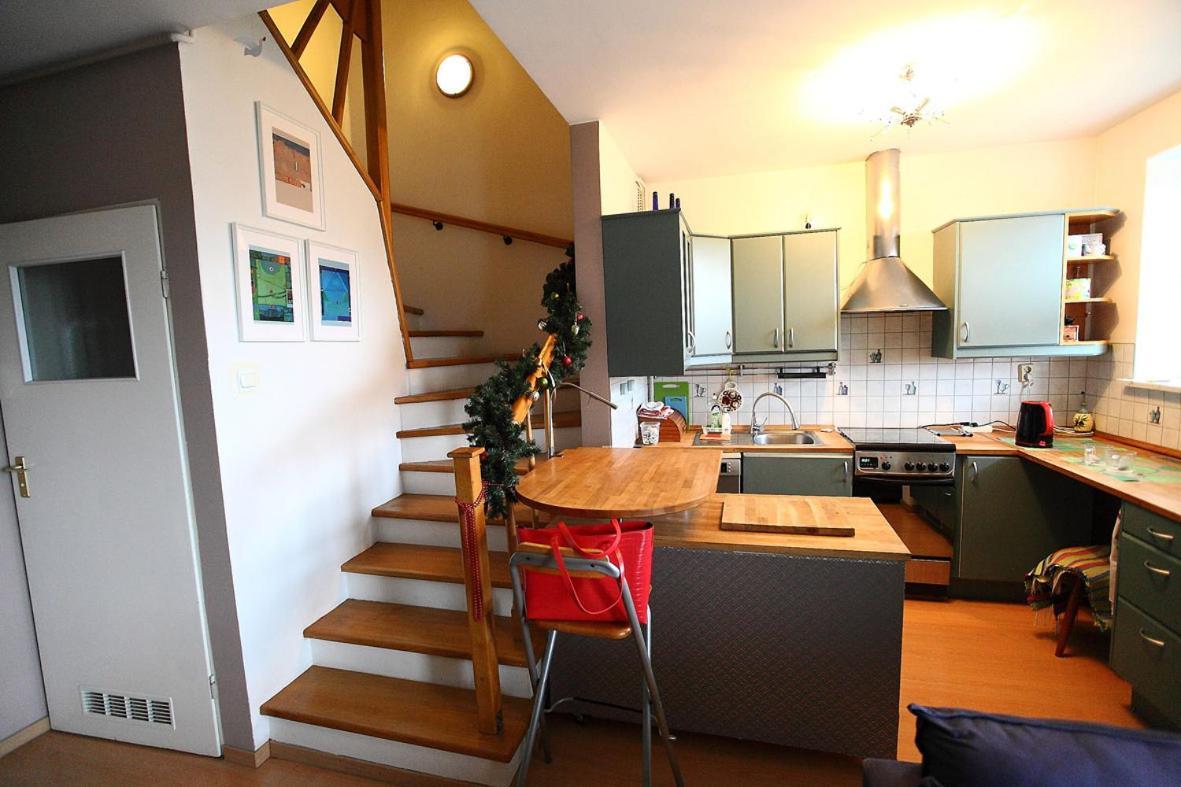 Large And Modern With Free Parking Spot *