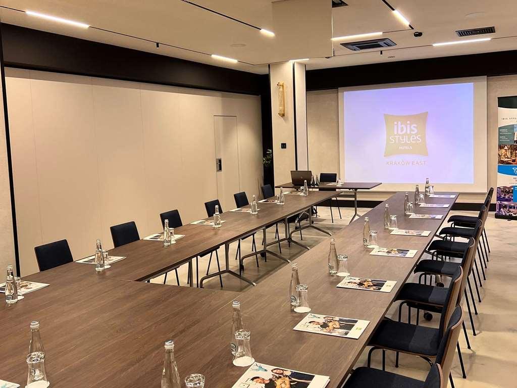Ibis Styles East Krakow