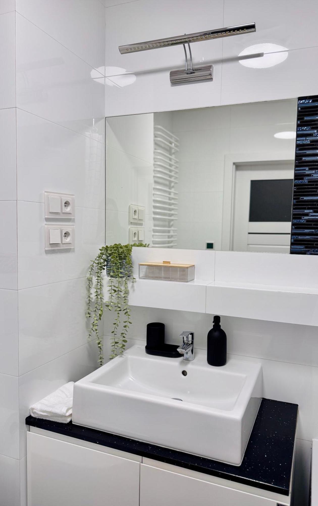 Apartament C- Home4U - Apartment With A City View Close To Aquapark, Parking In Secured Area *