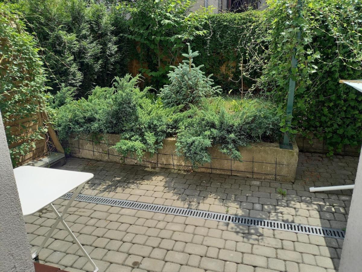 Centrum Krakowa, Z Ogrodem I Parkingiem Apartment