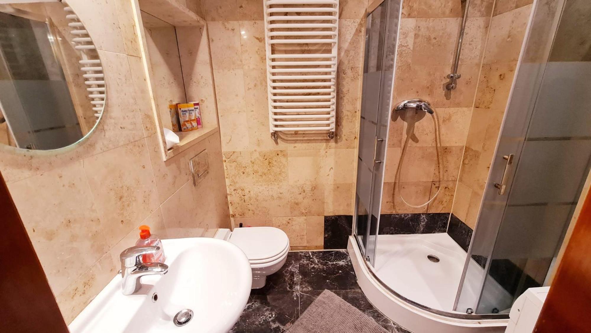 Apartment Komfortowy Na Ul Brackiej 6b *