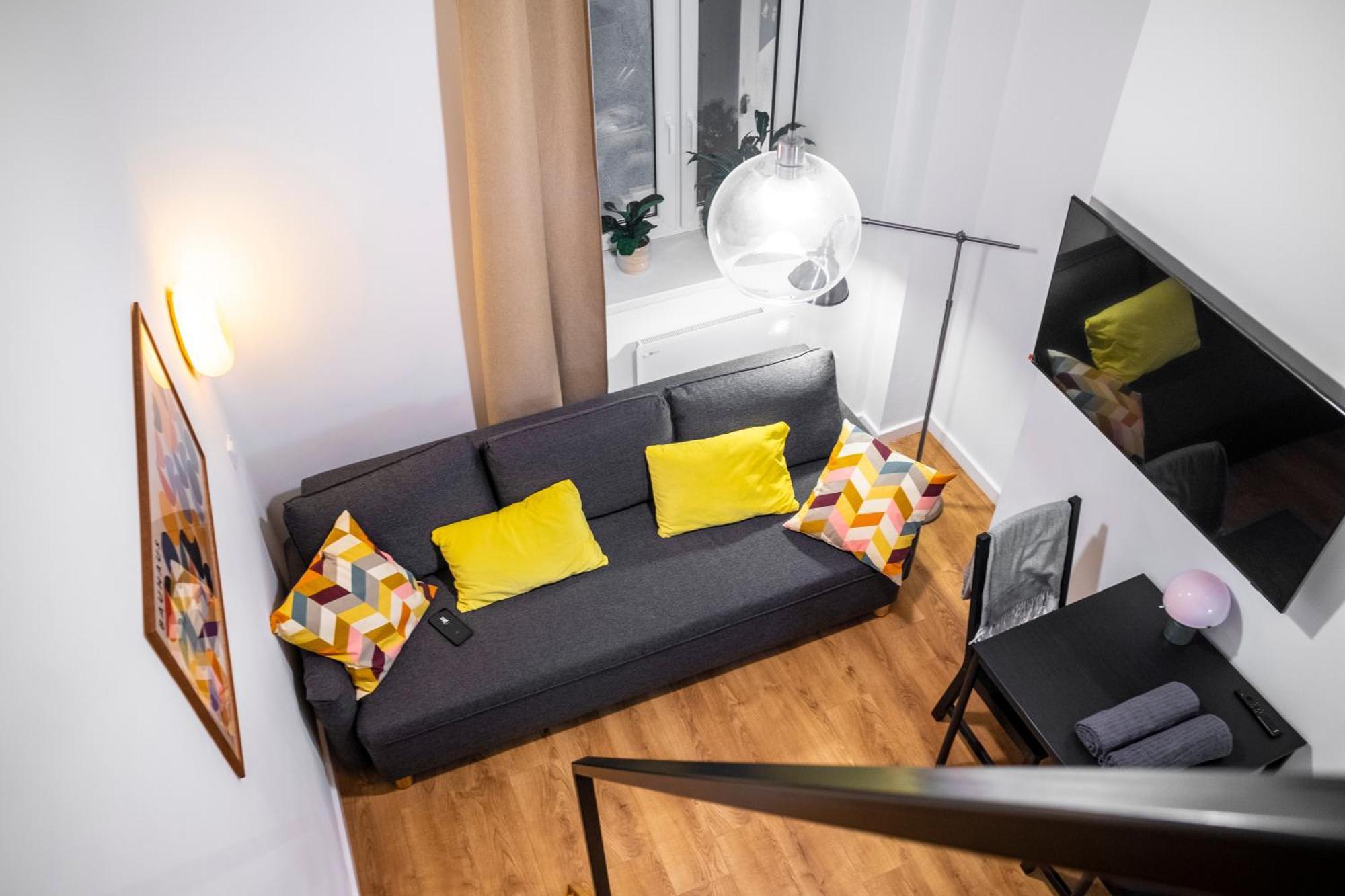 Piano Apartment