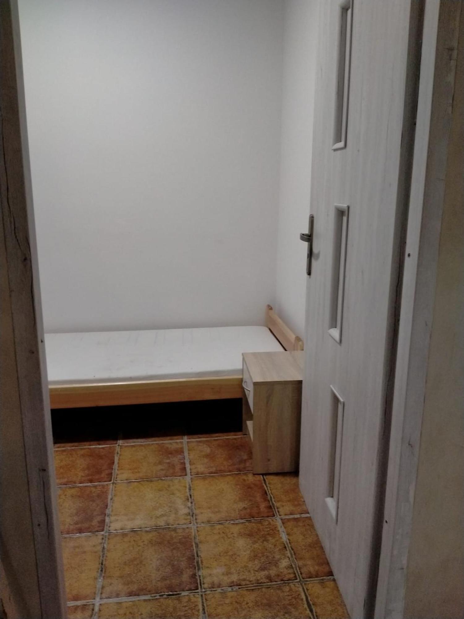 Lemon Tree Hostel *