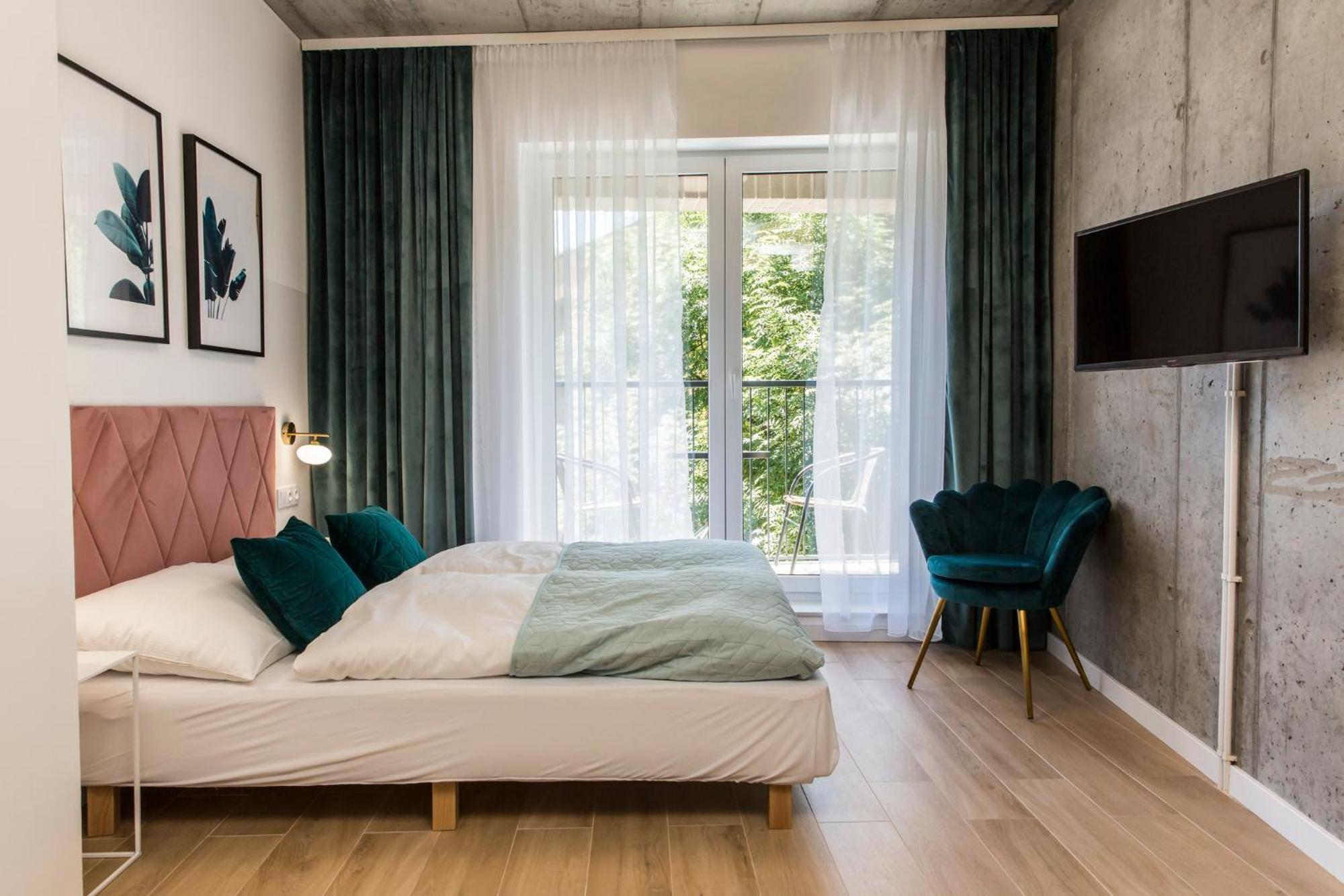 Piedmont House Apartment *