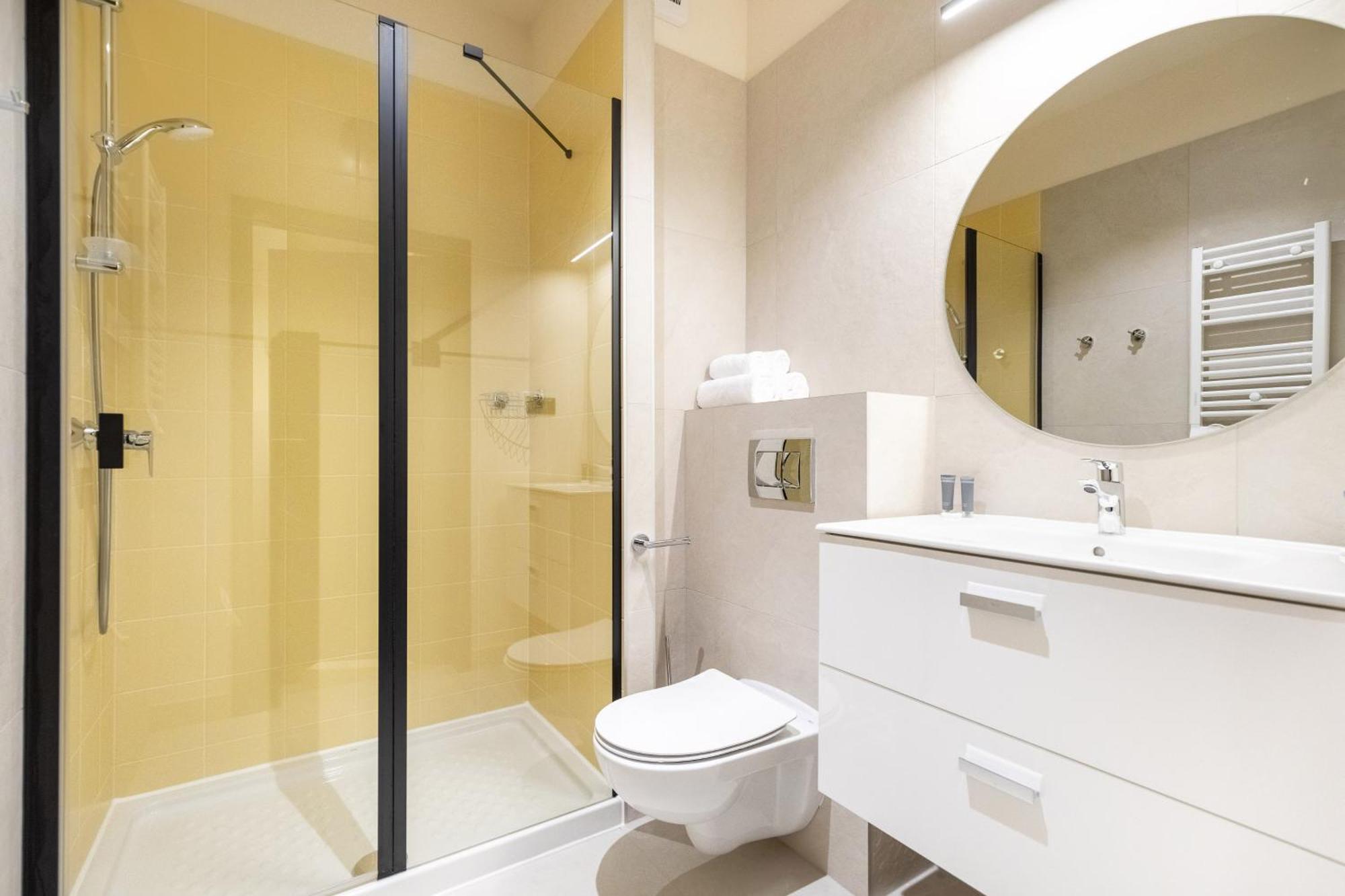 Nextdoor Hotel *