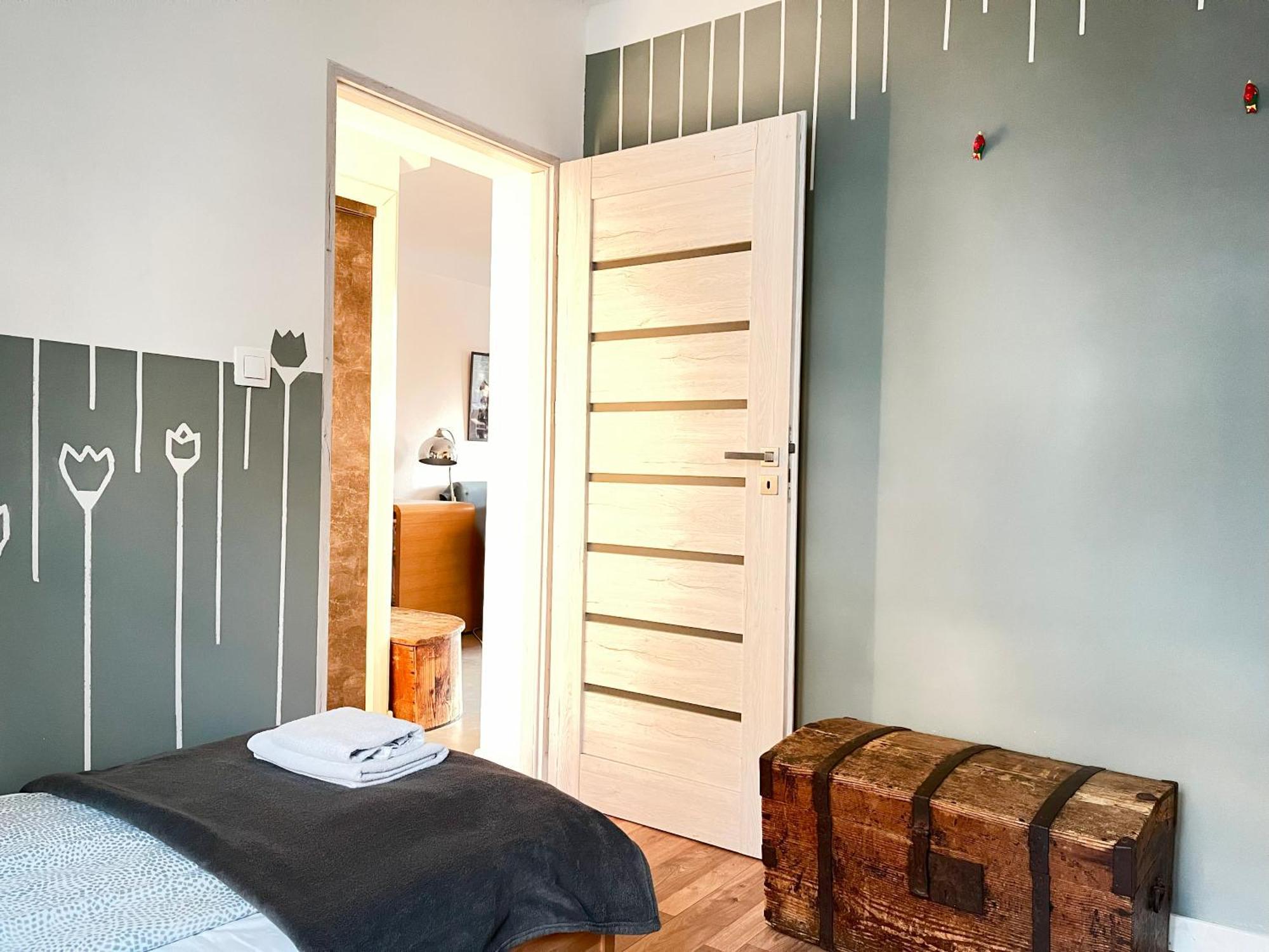 Large 74m2 For 6 Guests With 3 Bedrooms Apartment *