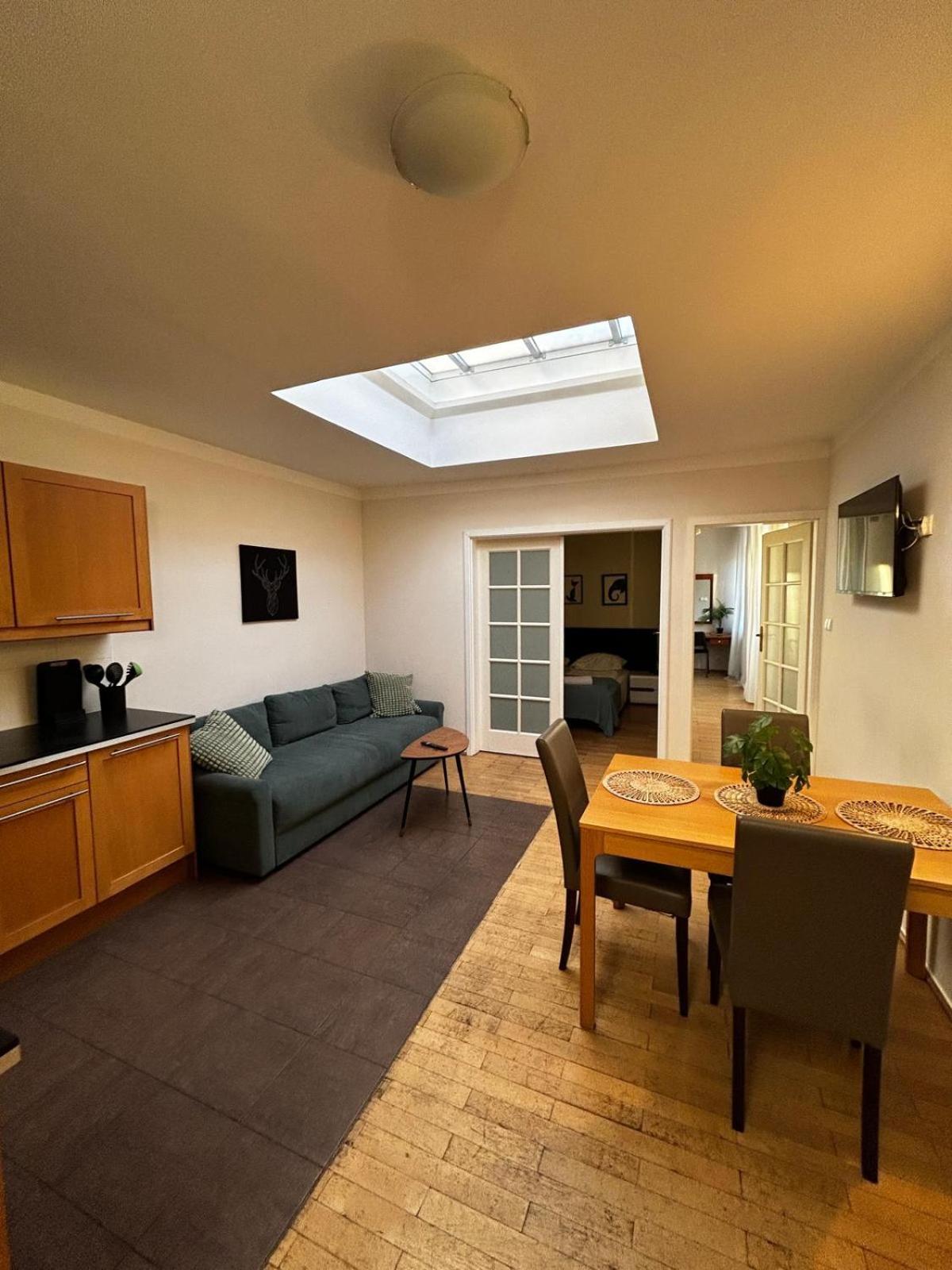 Apartament Golden With Lift - Old Town