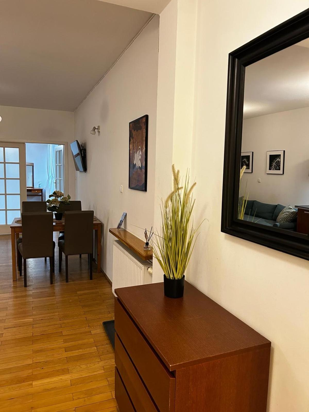 Apartament Golden With Lift - Old Town