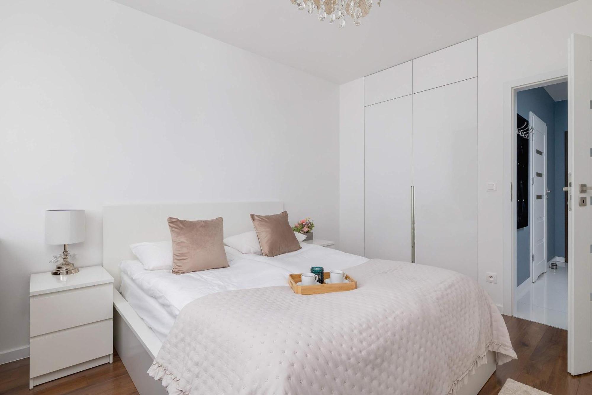 Apartment Cosy & Bright With Parking On The Cystersow Street By Renters *