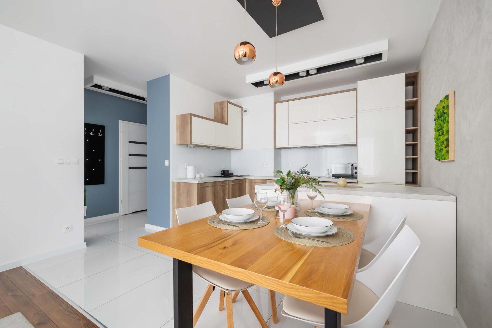 Cosy & Bright With Parking On The Cystersow Street By Renters Apartment Krakow