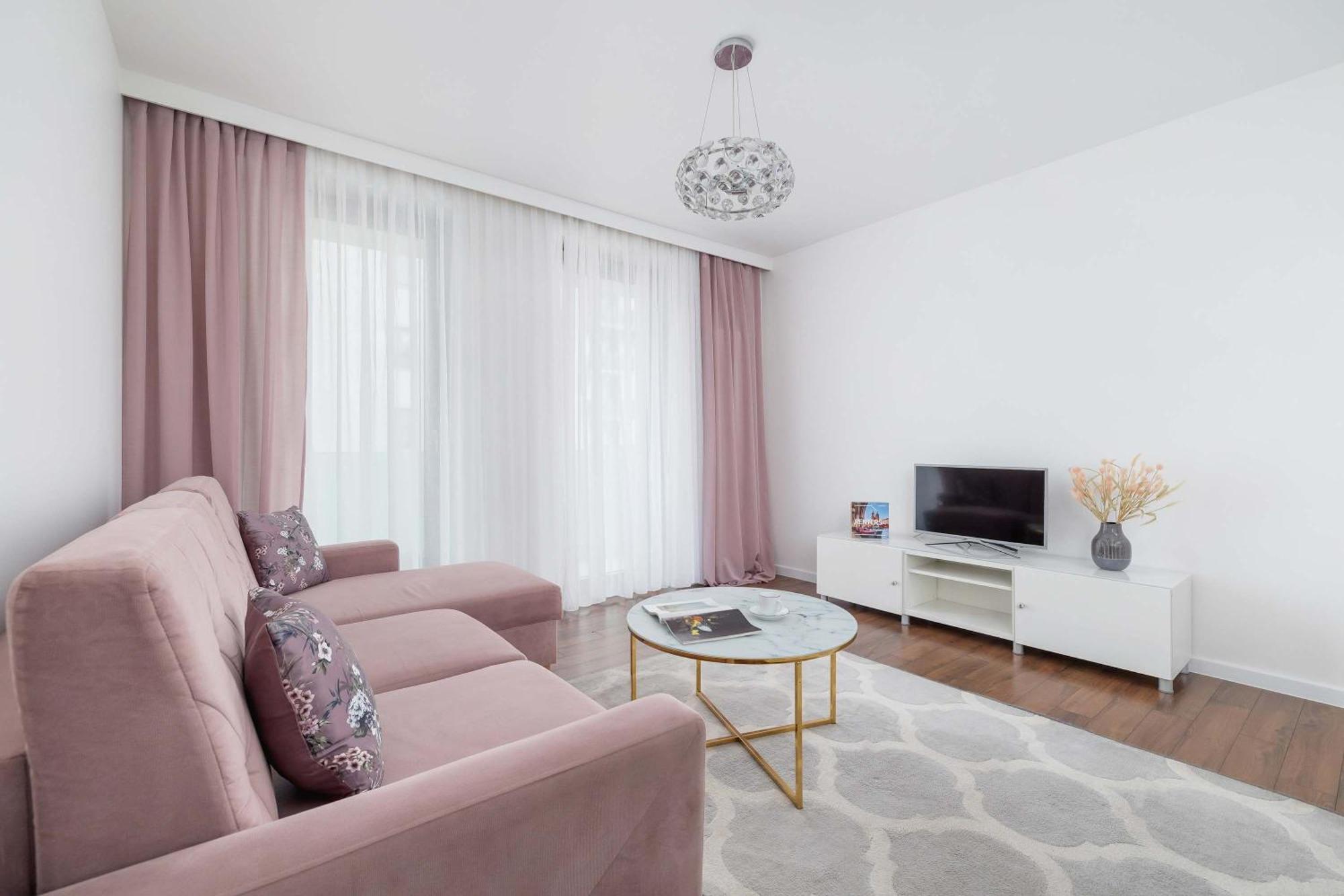 Apartment Cosy & Bright With Parking On The Cystersow Street By Renters Krakow