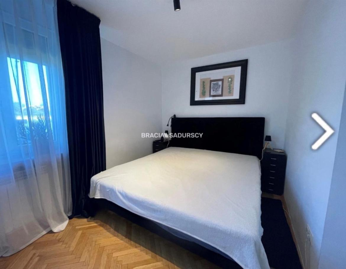 Bialy Lotos Apartment *