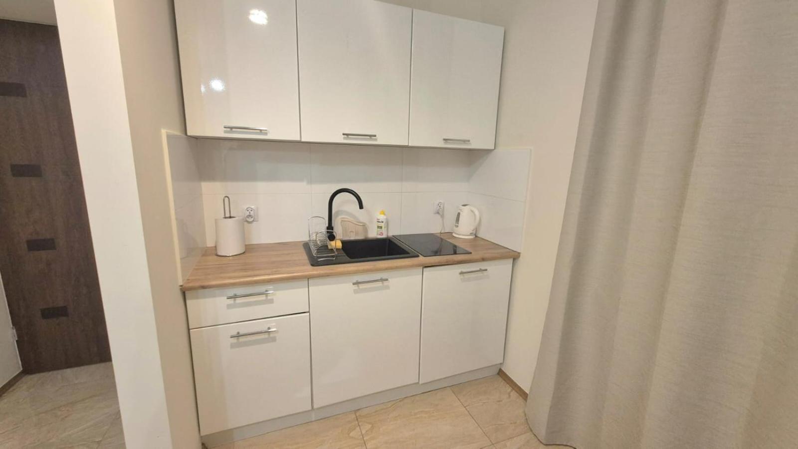 Apartamento Topolowa Z Klimatem- Topolowa/rynek/pkp *