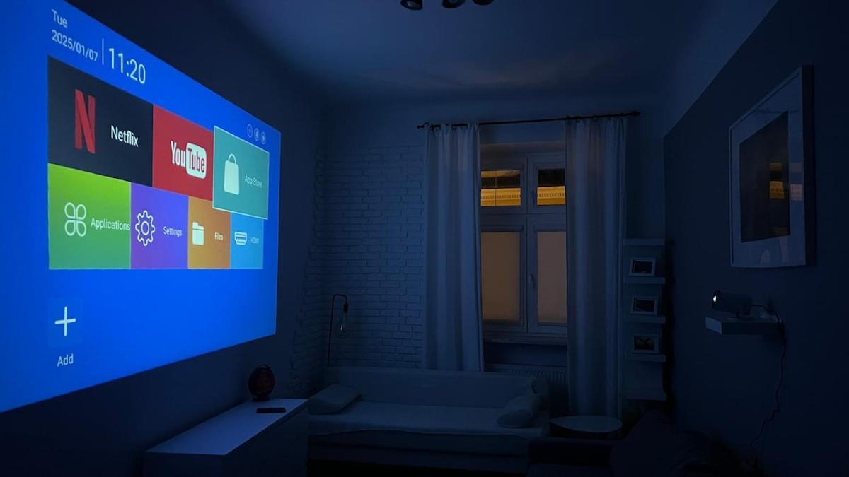 Apartment Cinema With A View Of Old Town