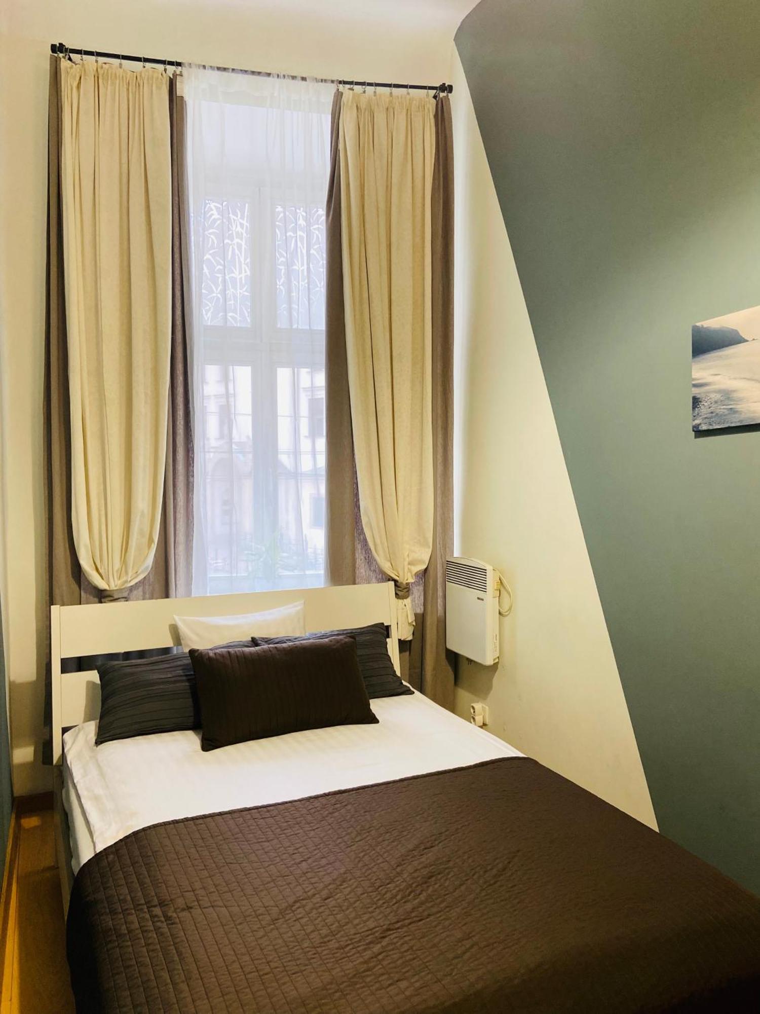 & Apartment