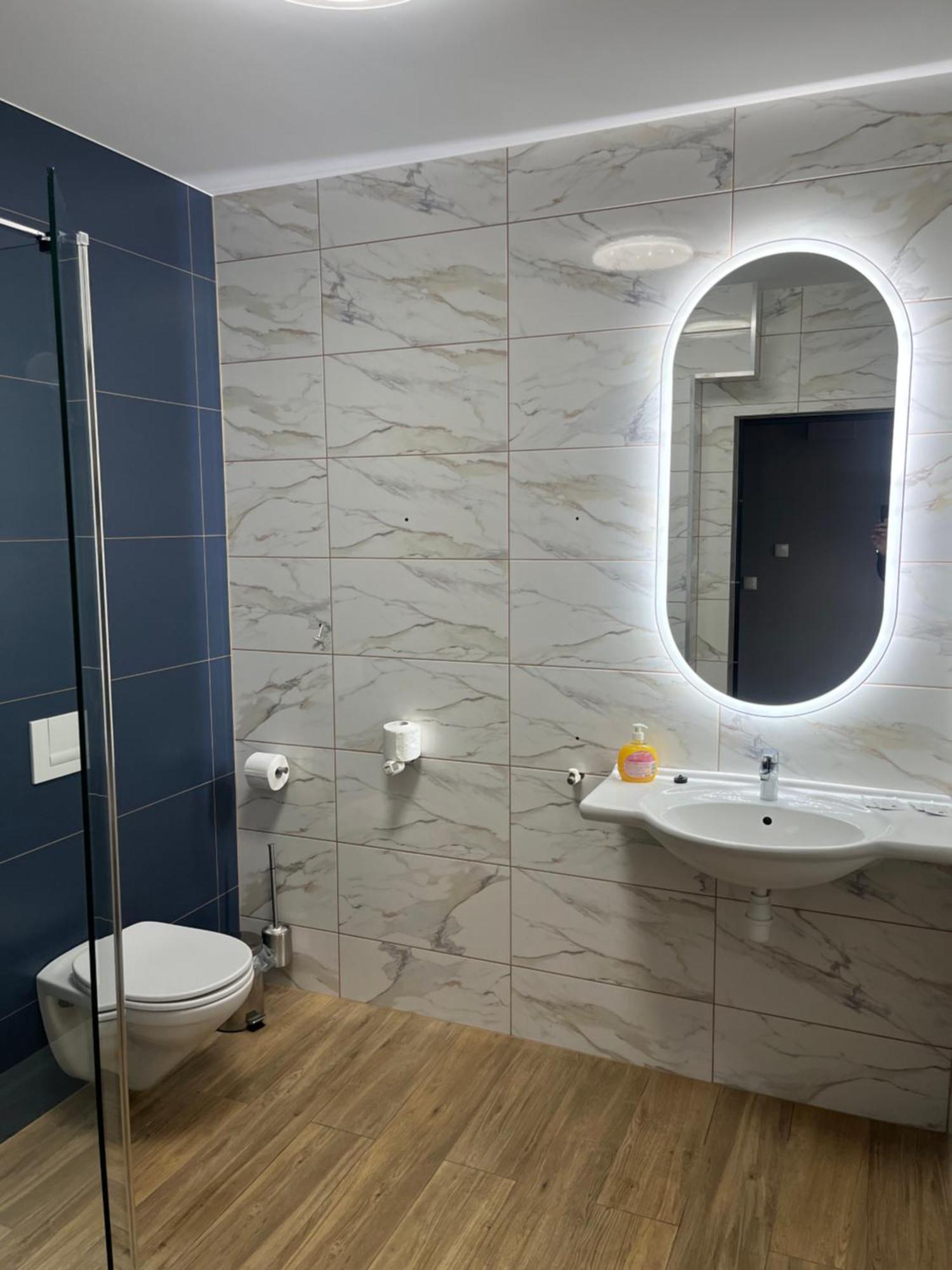 Hotel H6 Major Travel & Business, Free Parking
