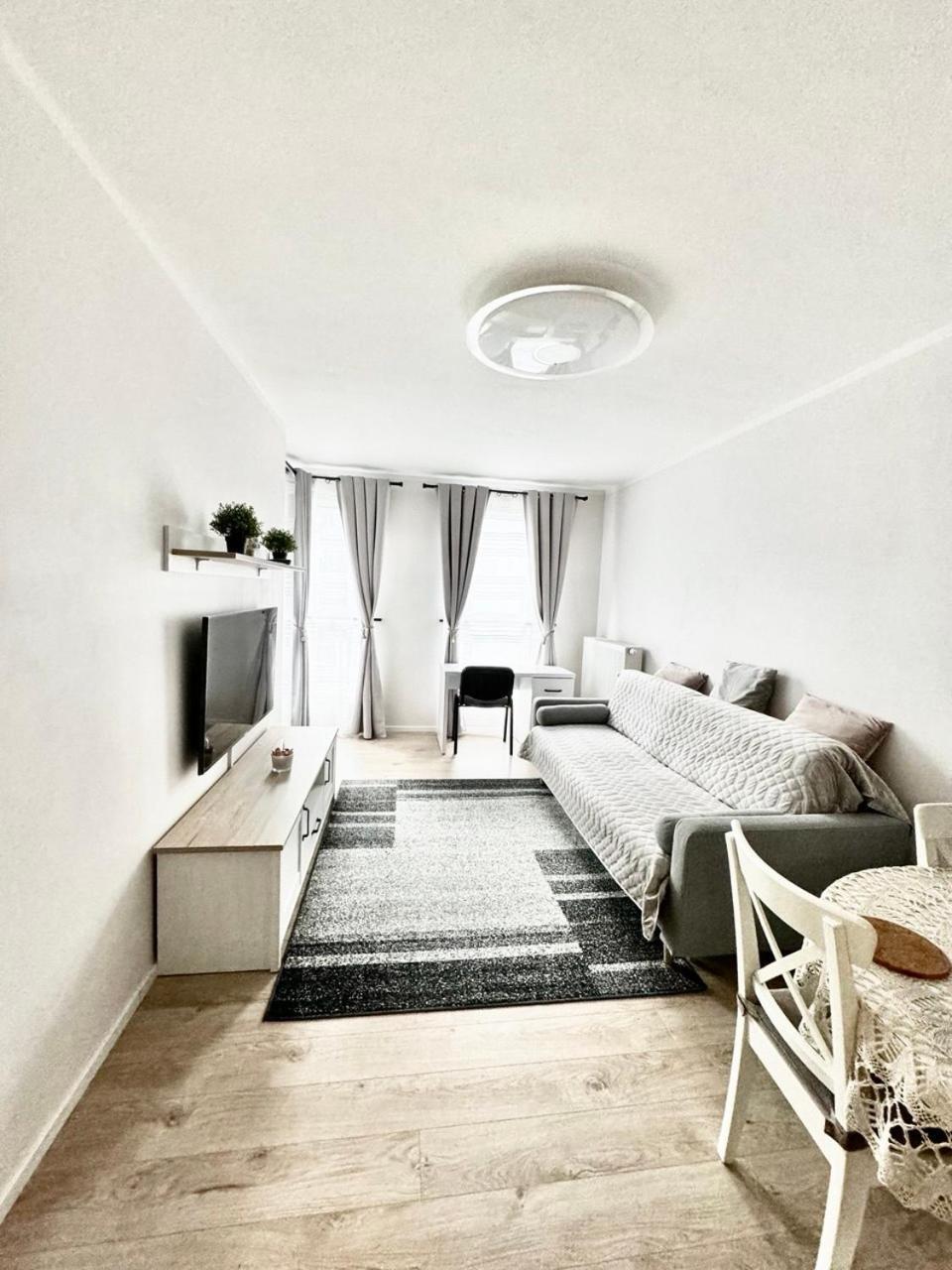 Anastazja Free Parking Apartment