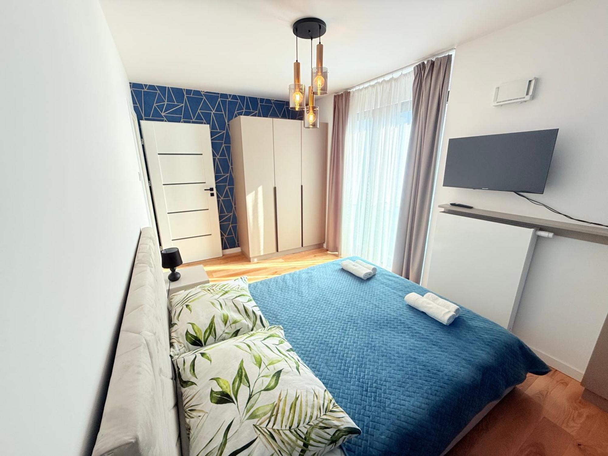 Vistula Avenue Free Parking, Swimming Pool, Sauna & Gym Krakow