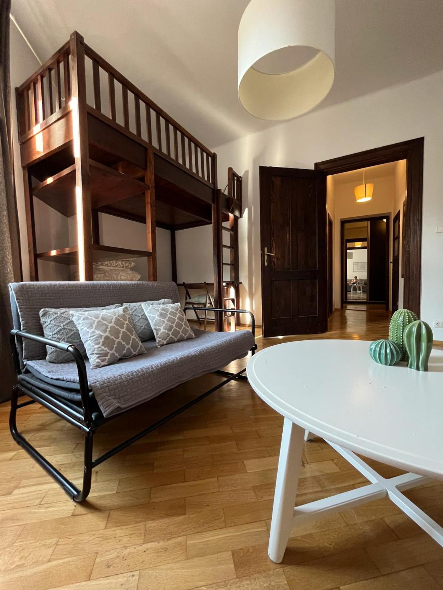 Apartment Spacious