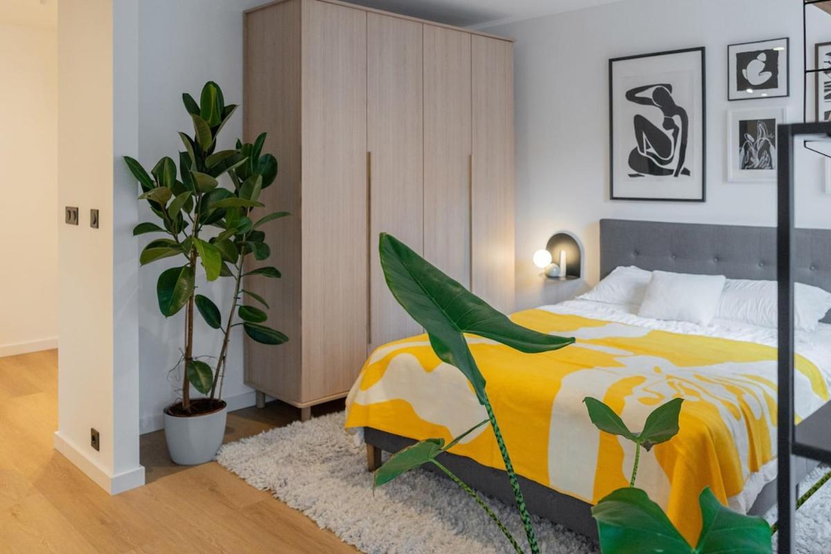 Bright And Cosy Flat Near The River