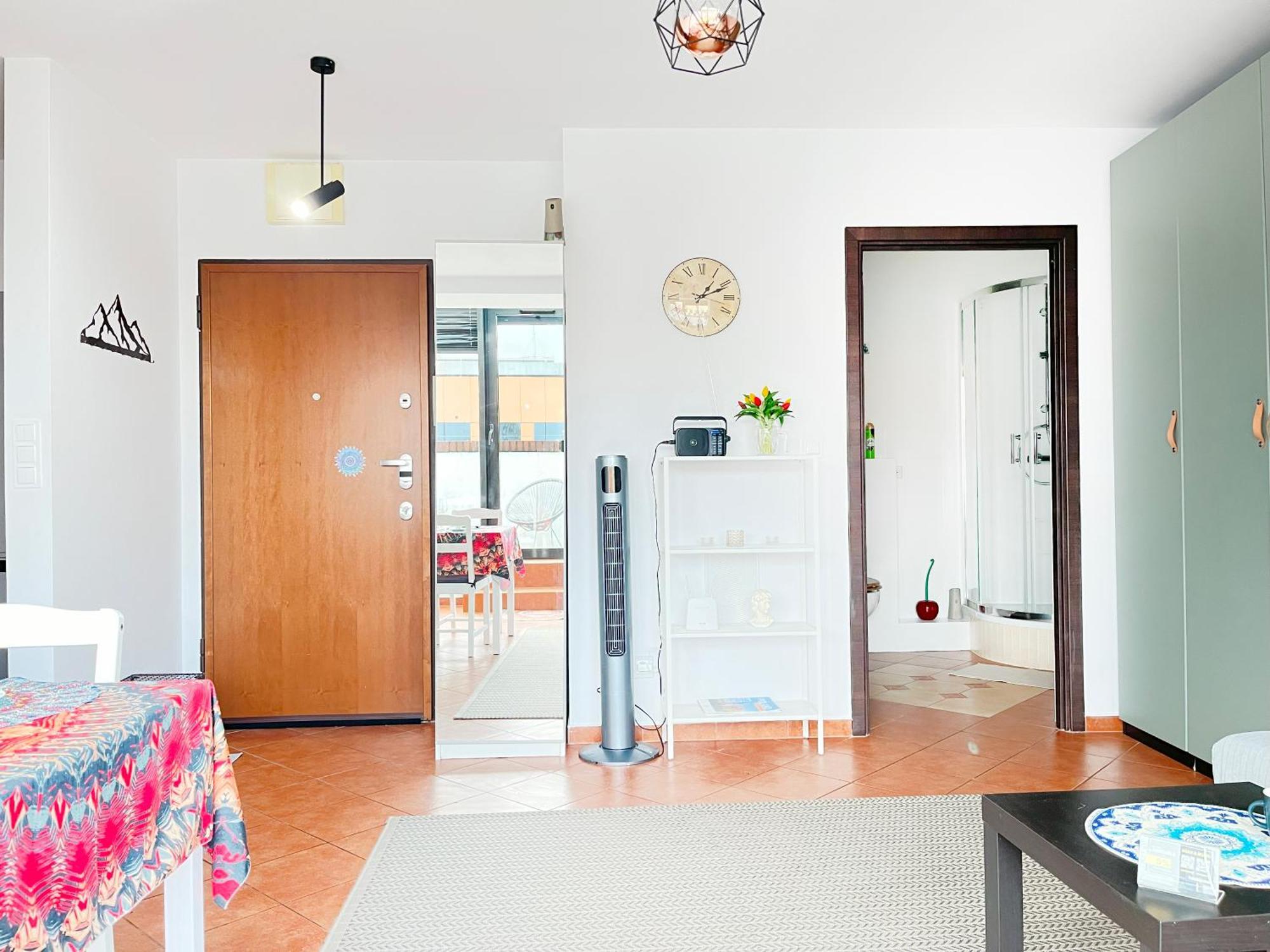 Apartment Przytulny Przy Dworcu I Galerii Krakowskiej, Centrum *
