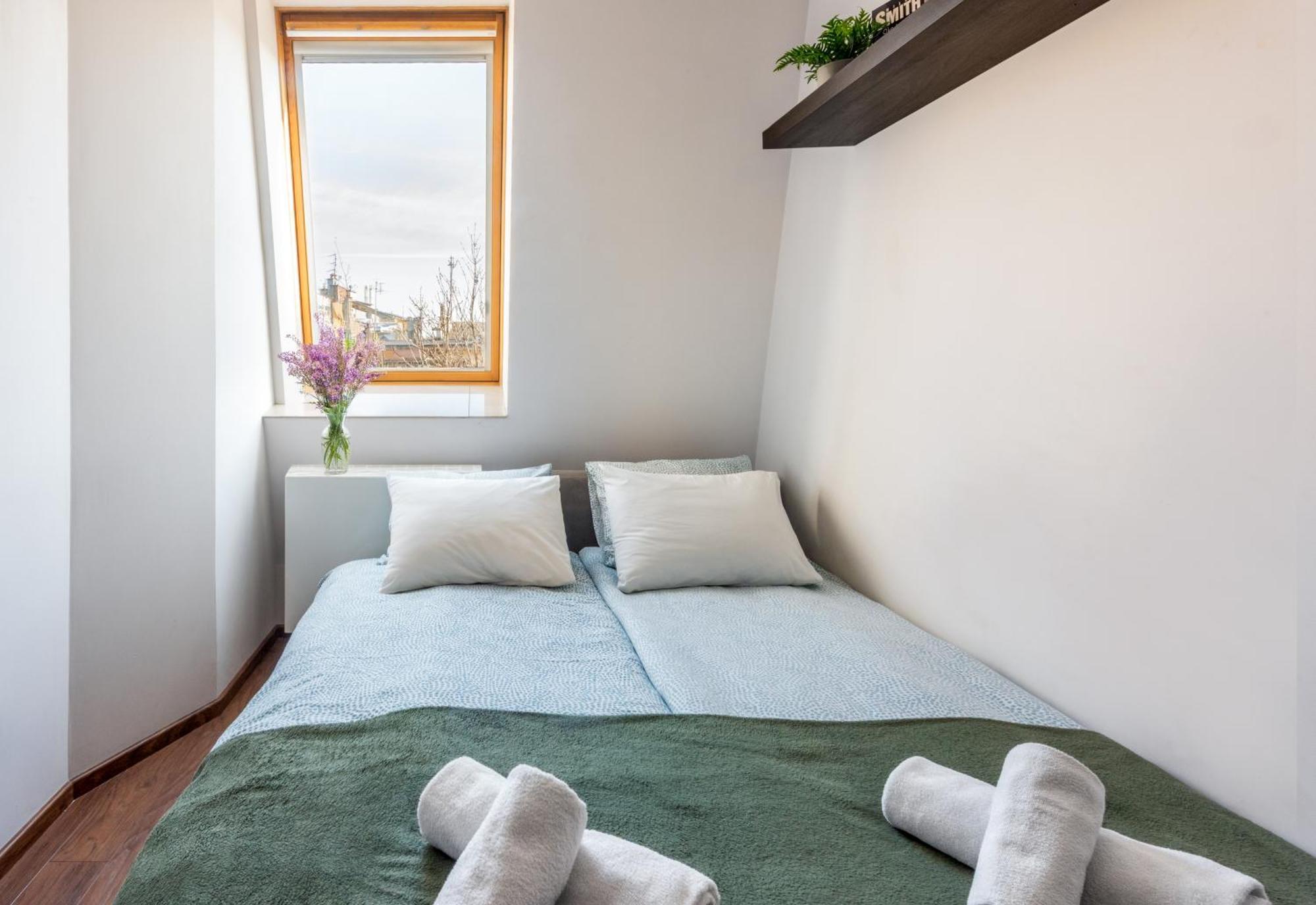 Apartment Charming With Air Conditioning For Couples In The Center *