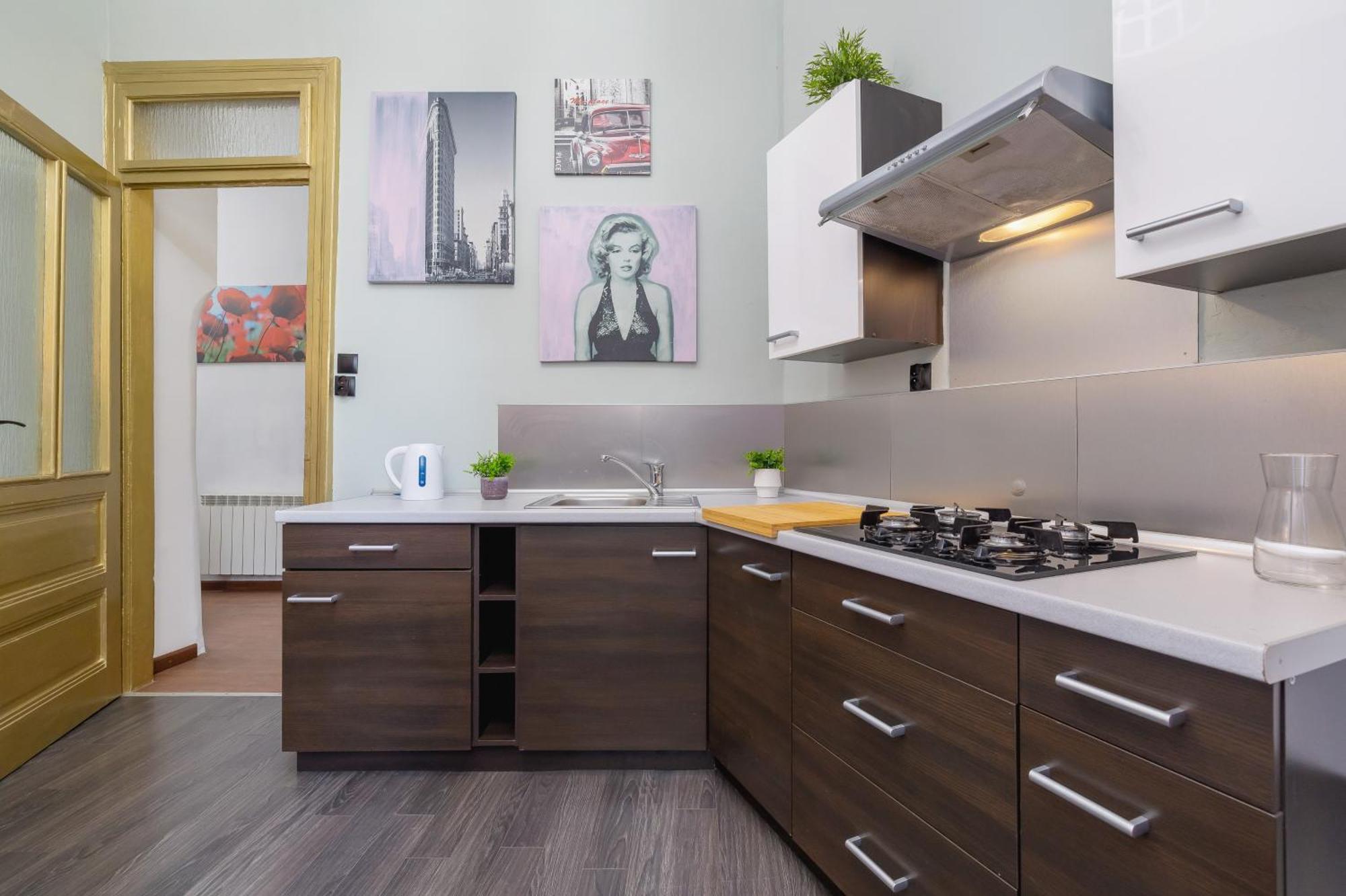 Apartment Z Balkonem Blisko Starego Miasta By Renters *