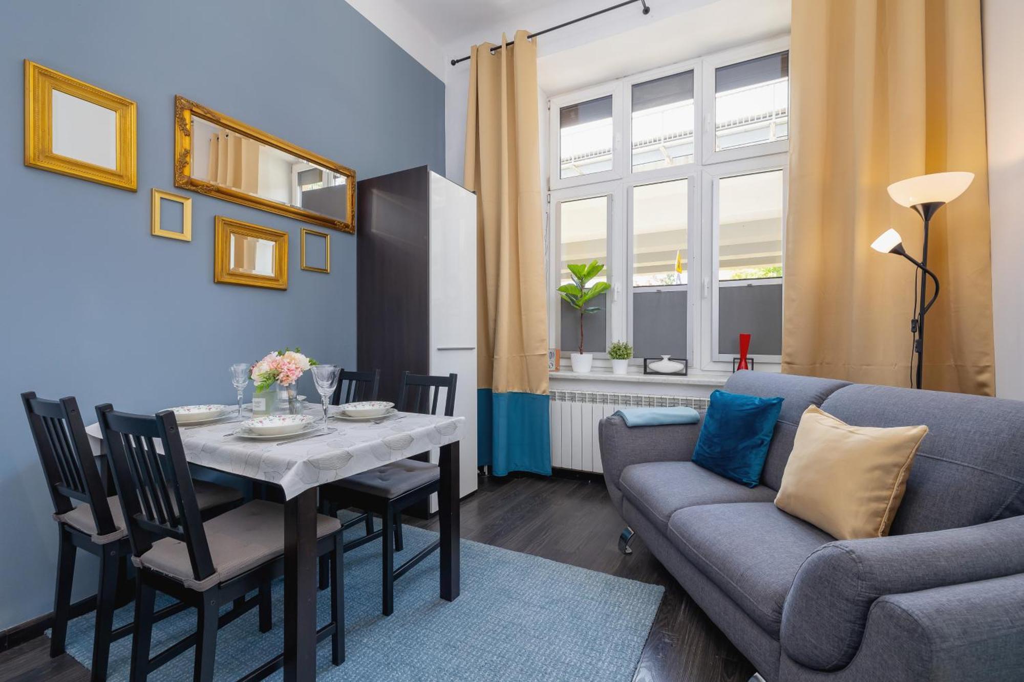 Apartment Z Balkonem Blisko Starego Miasta By Renters Krakow