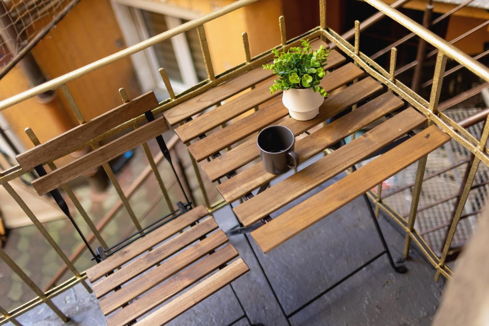 Apartment Z Balkonem Blisko Starego Miasta By Renters Krakow