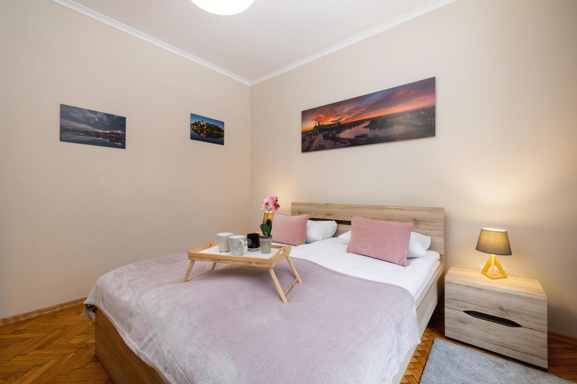Apartment Family Near Galeria Kazimierz Cracow By Renters Krakow
