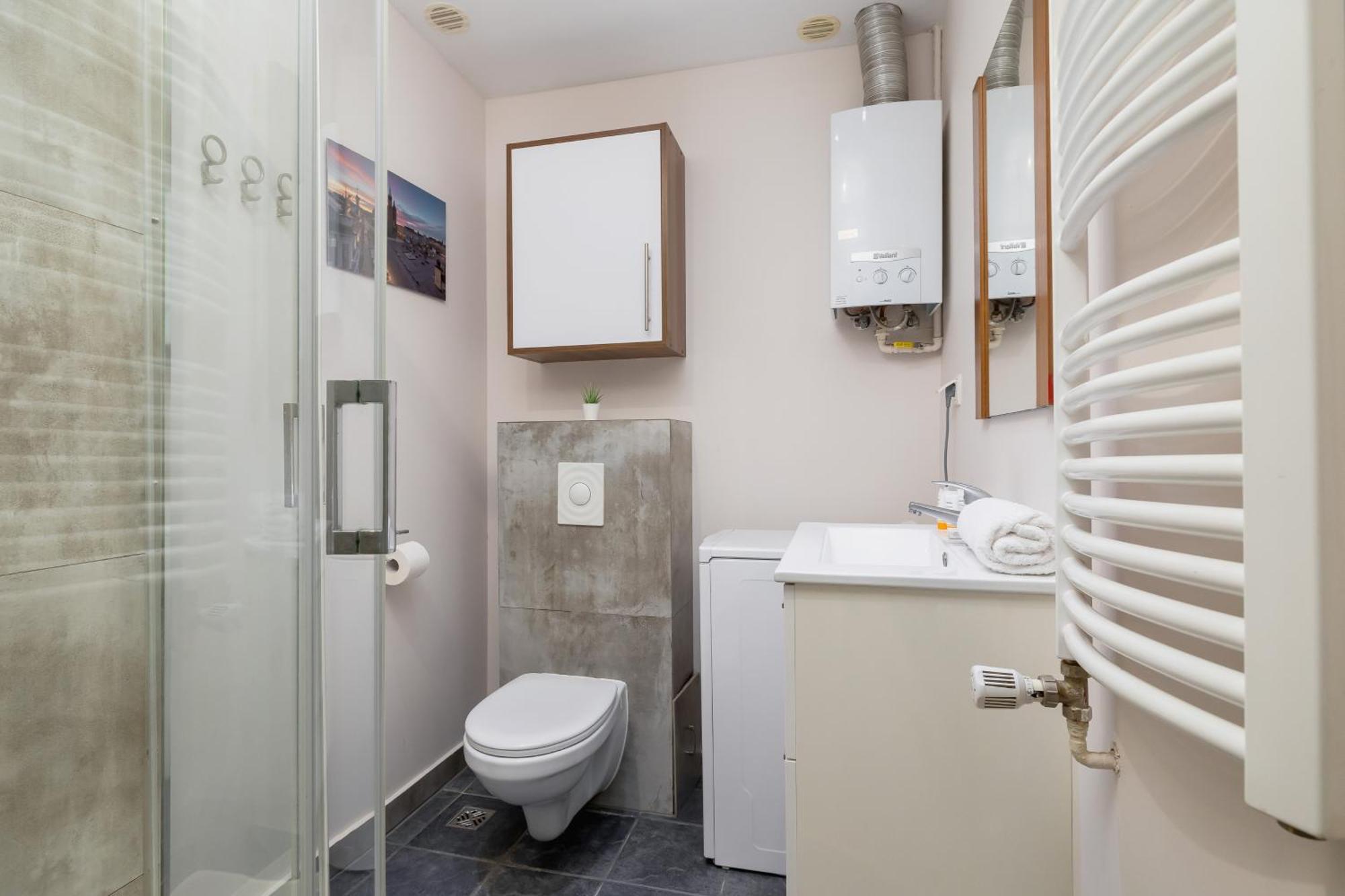 Apartment Family Near Galeria Kazimierz Cracow By Renters *