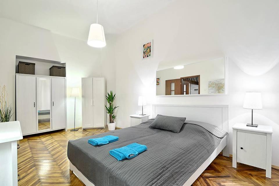 Apartamento Next To The Main Square Cracóvia