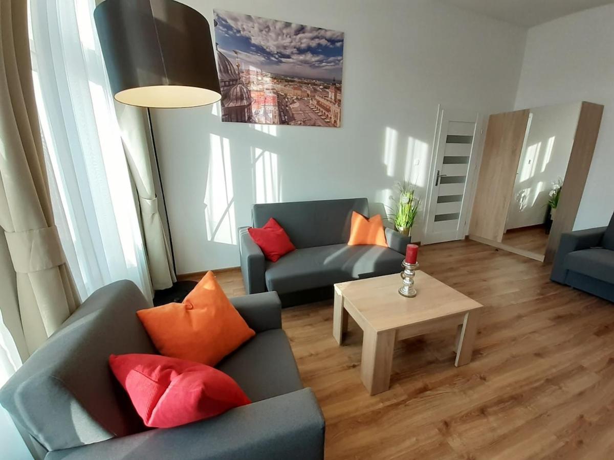 Apartment Old Town - Bosacka 18 *