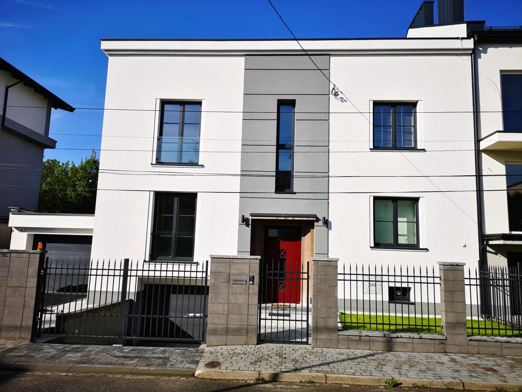 Apartament Wiejska *