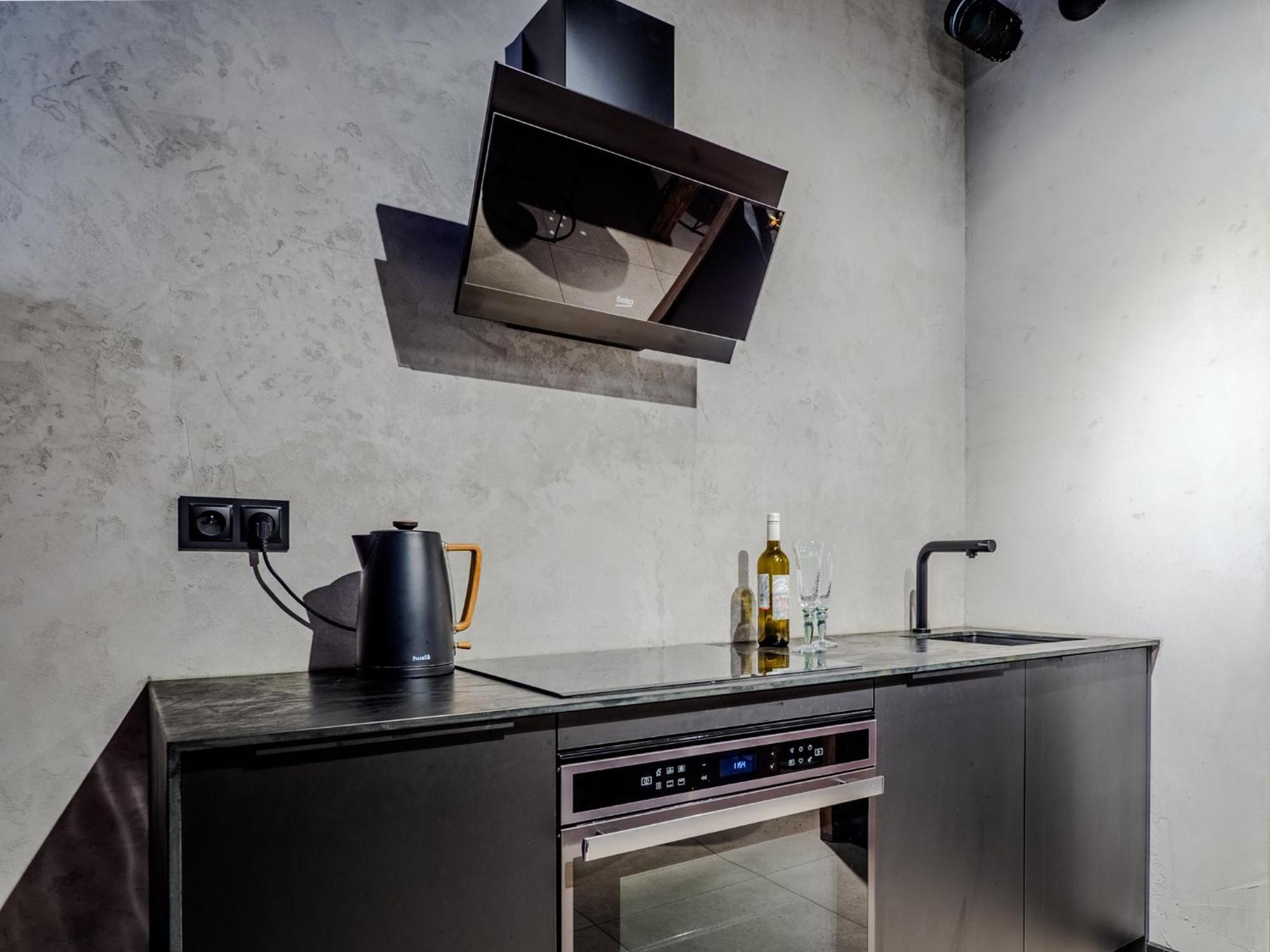 Apartment A Charming Loft In The Heart Of With Free Parking *