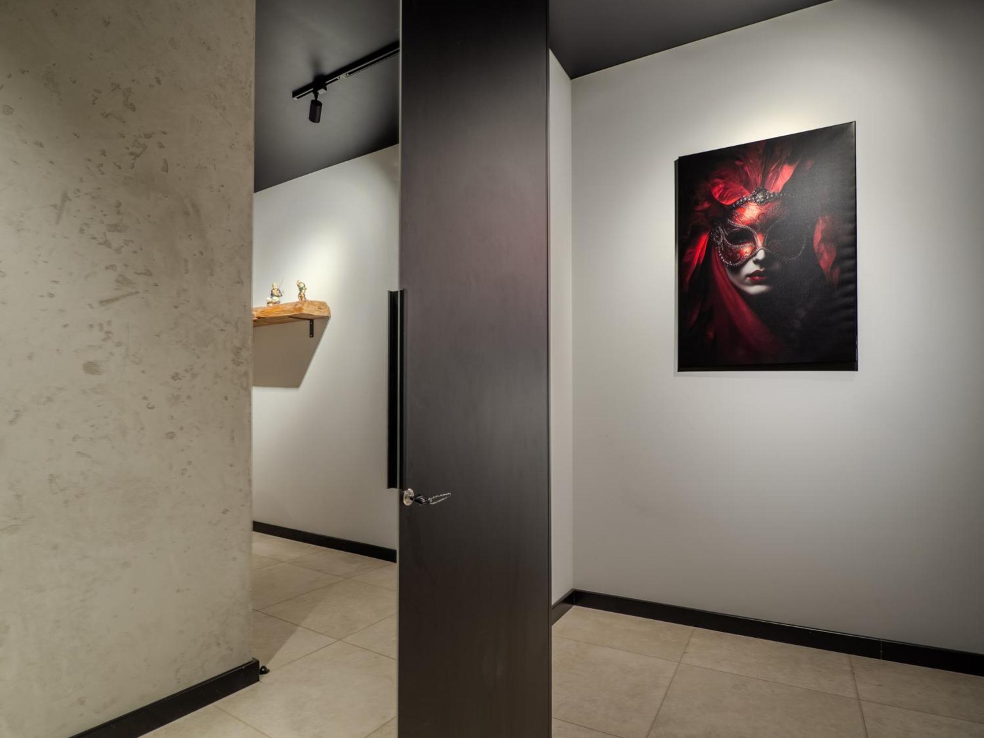 A Charming Loft In The Heart Of With Free Parking Apartment
