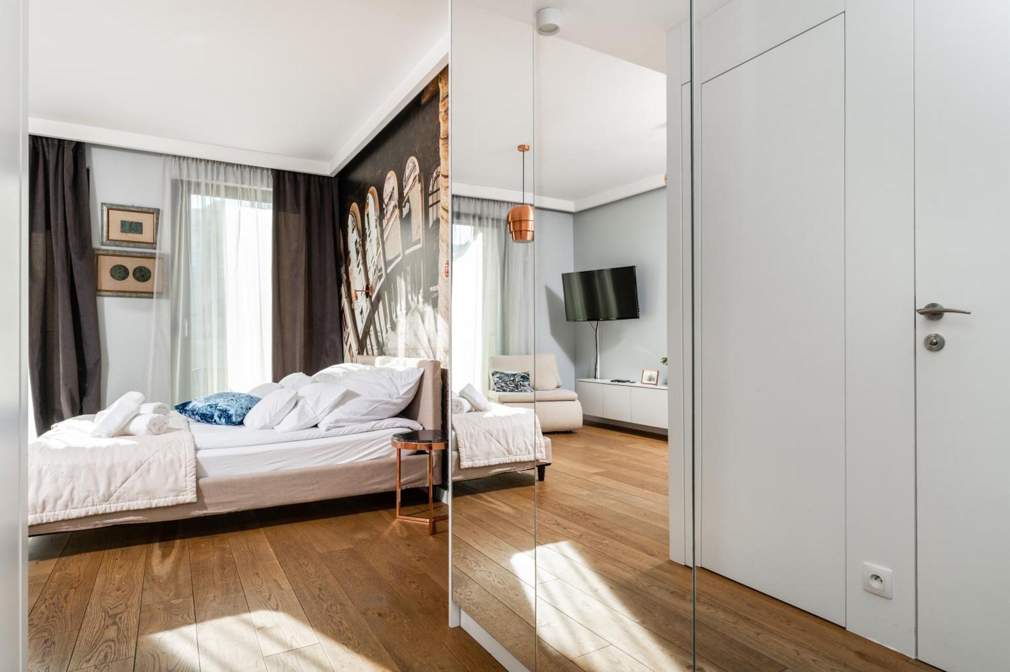 Premium By Wawel Castle *