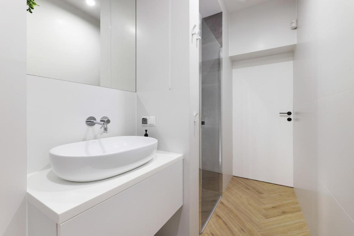 Ucieknij Do Luksusu Wola2 Villa