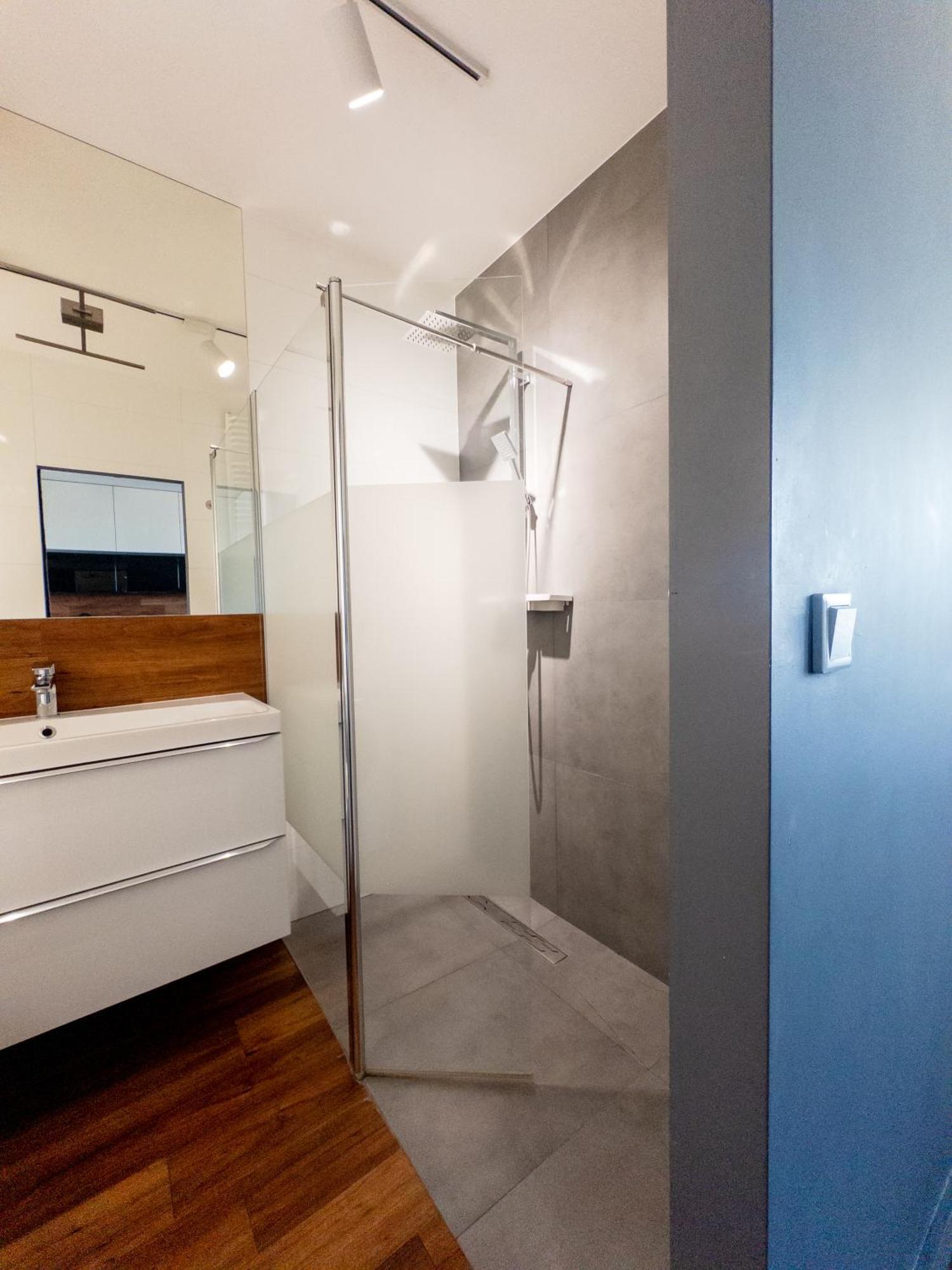 Apartment Romanowicza Street - Zablocie - Parking Free *