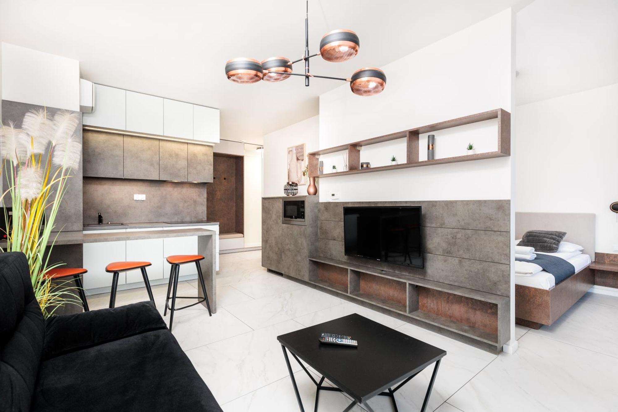 Apartment Of The Kings-copper Nest